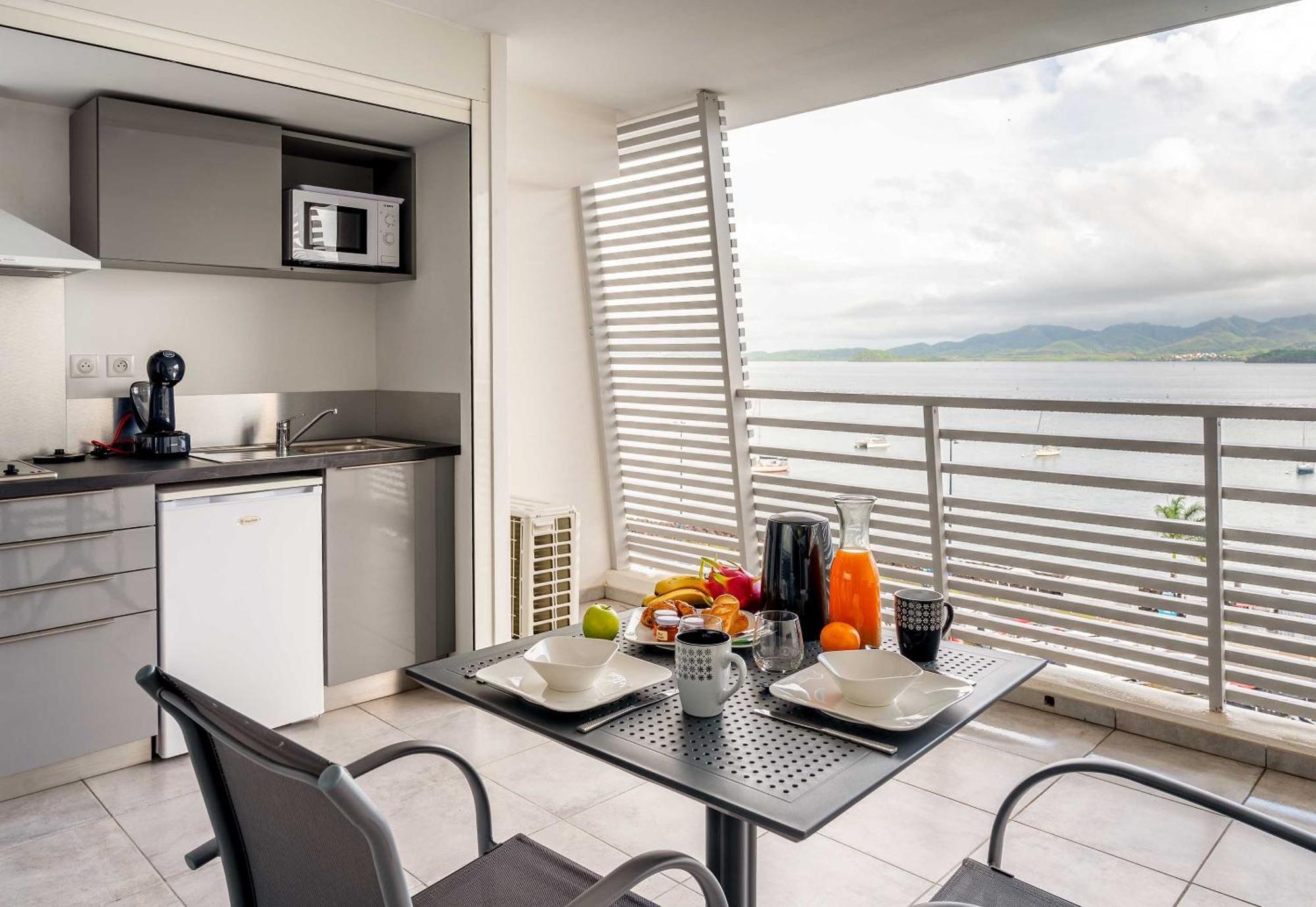 B&B Home Fort-De-France Marina ภายนอก รูปภาพ