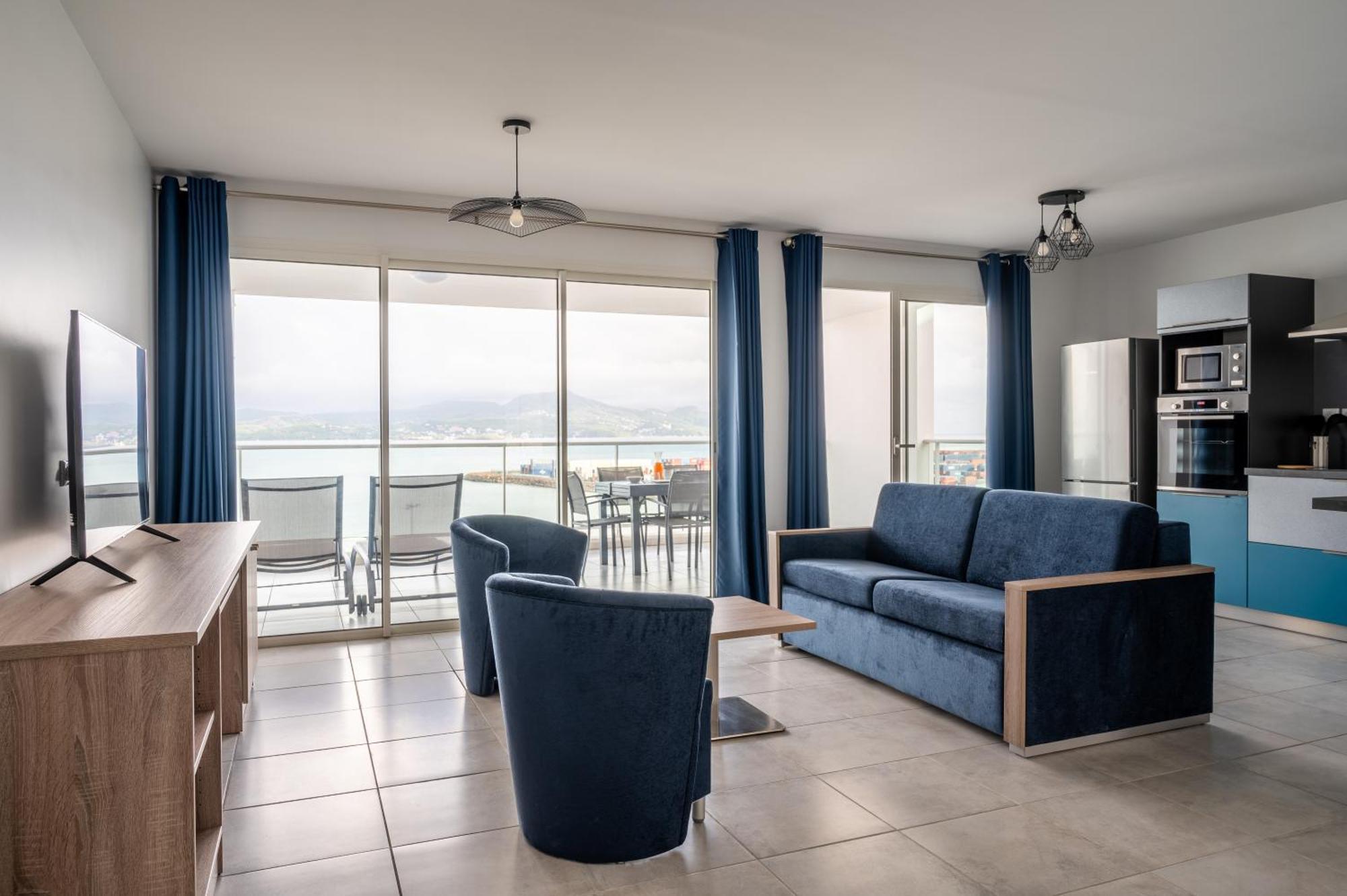 B&B Home Fort-De-France Marina ภายนอก รูปภาพ