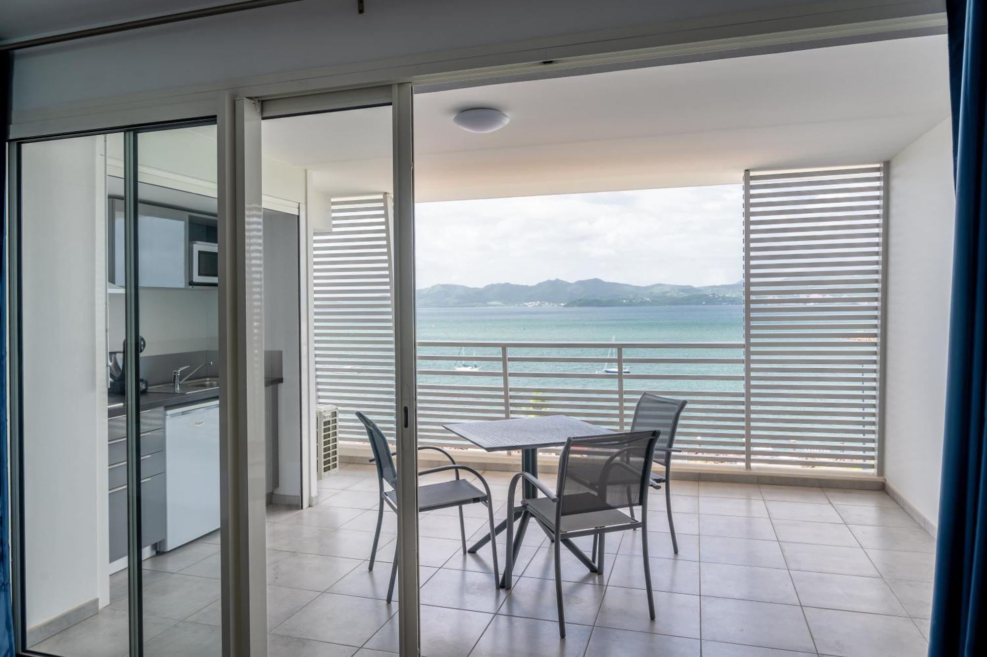 B&B Home Fort-De-France Marina ภายนอก รูปภาพ