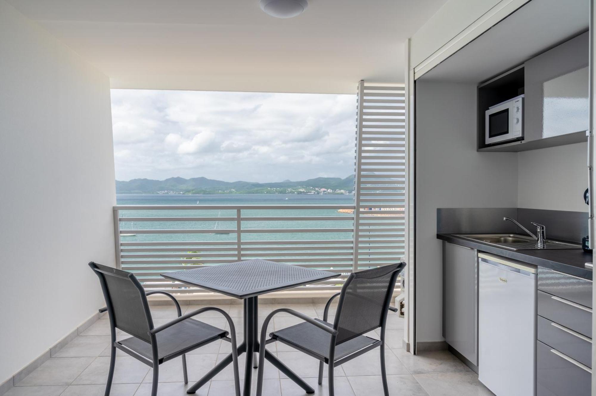 B&B Home Fort-De-France Marina ภายนอก รูปภาพ