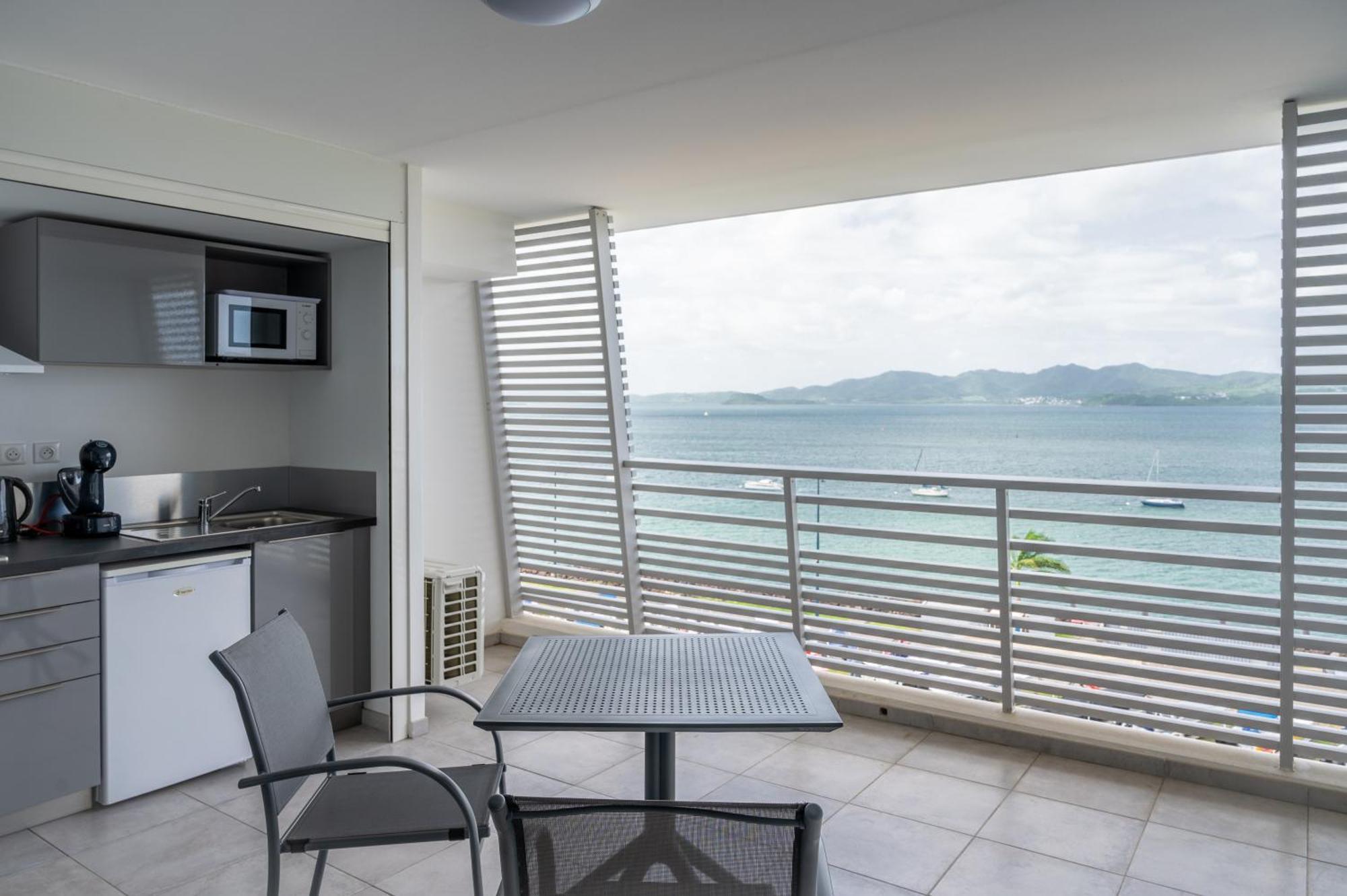 B&B Home Fort-De-France Marina ภายนอก รูปภาพ
