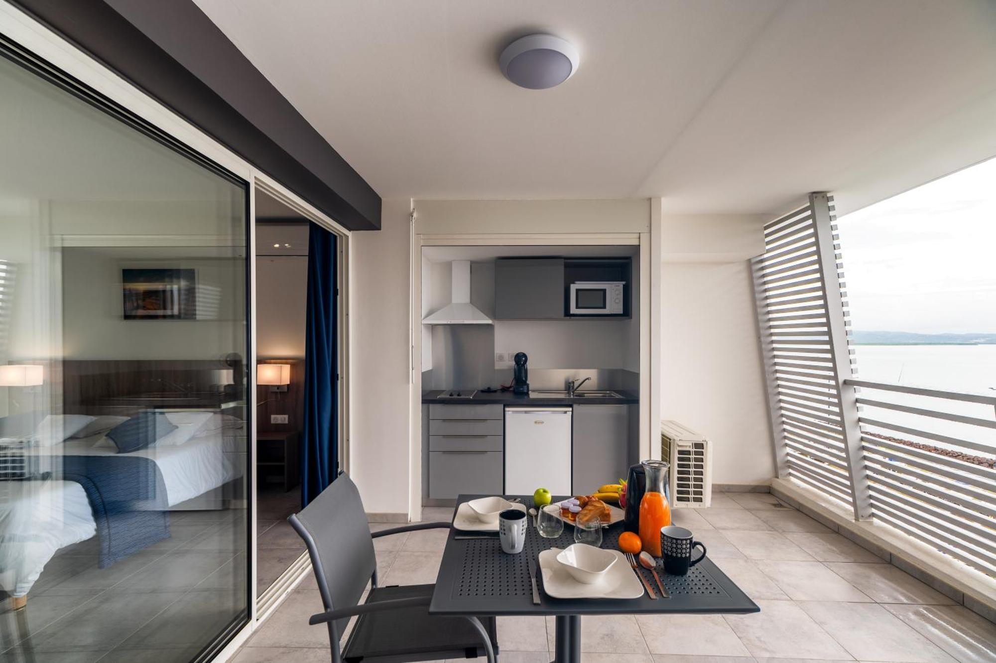 B&B Home Fort-De-France Marina ภายนอก รูปภาพ