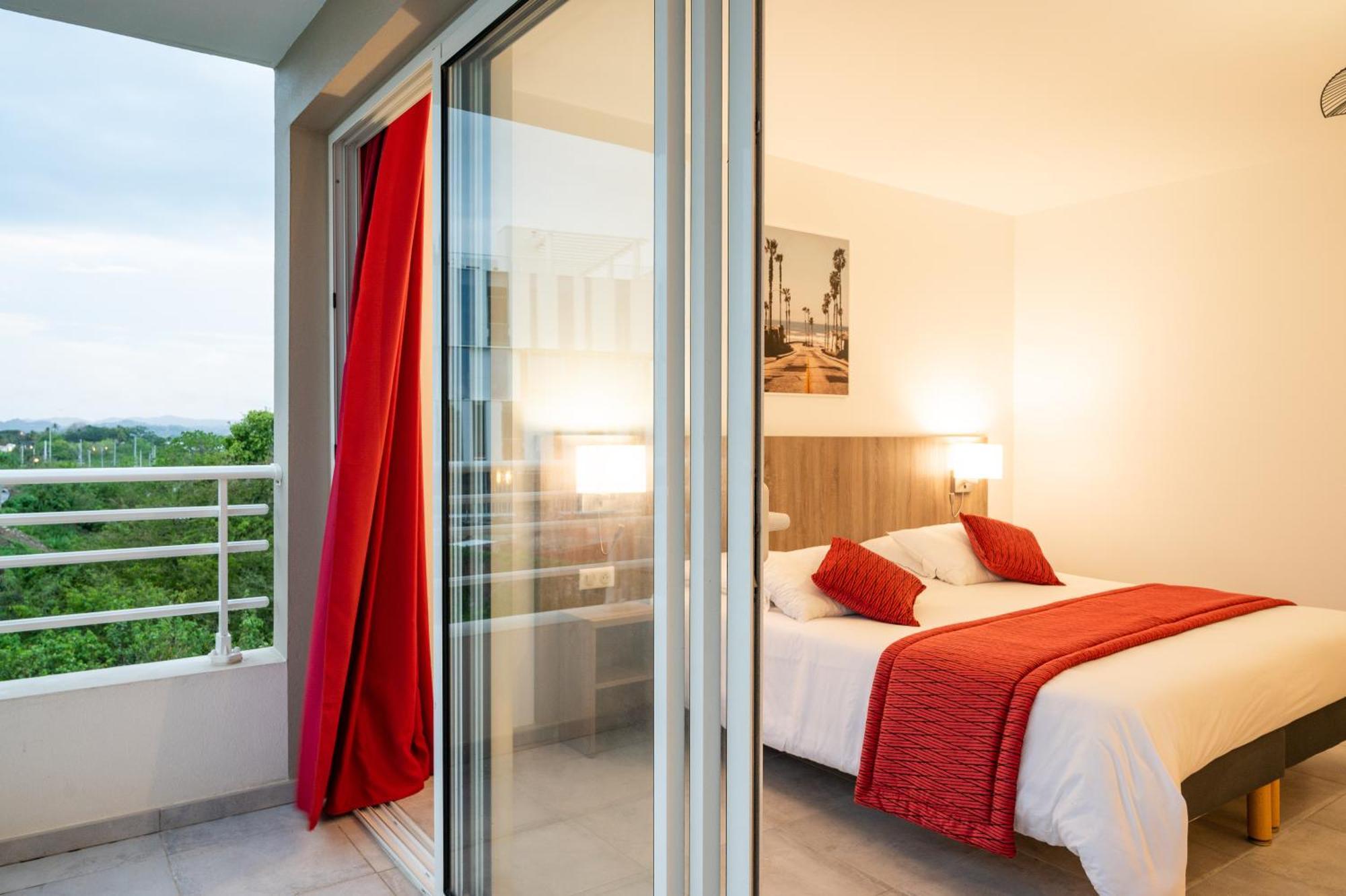 B&B Home Fort-De-France Marina ภายนอก รูปภาพ